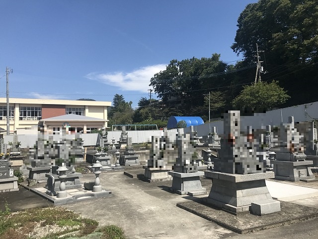 美馬市営　猪尻墓地